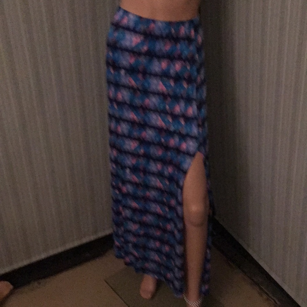 Decree Maxi skirt size Small NWT Slit Soft Stretch